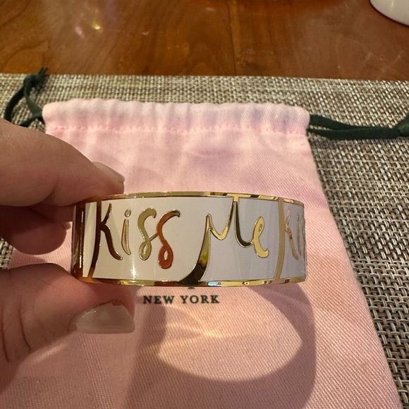 Kate Spade Swept Away / Kiss Me Bangle - Picture 5 of 8